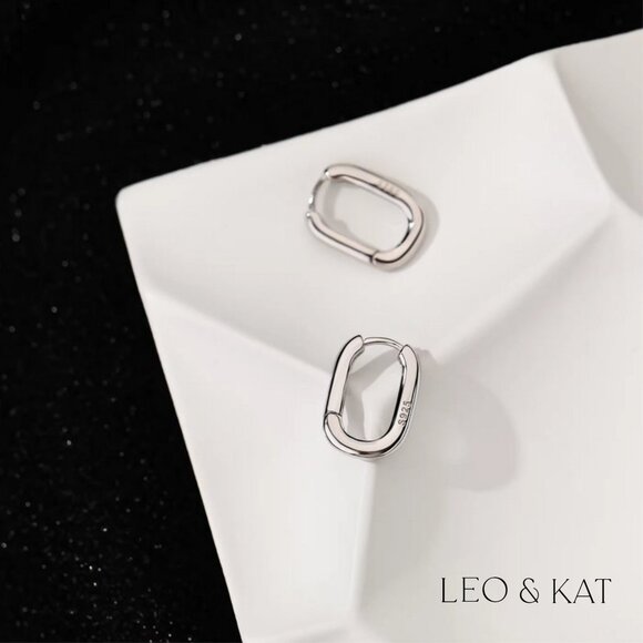 Rounded Rectangle Huggie Earrings in Gold & silver. 925 Sterling Silver. #1068 - Picture 2 of 5
